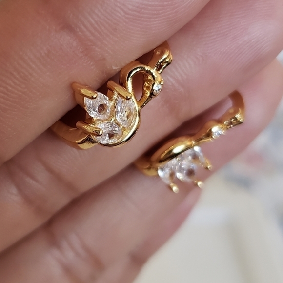 SWAN earrings - Picture 3 of 6